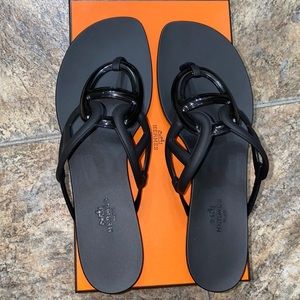 SOLD🎉Hermes Egerie Sandals